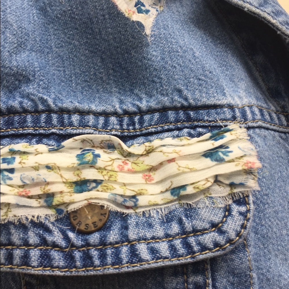 Kreativekristen upcycled Boho style denim waistcoat vintage denim vest - Picture 6 of 16